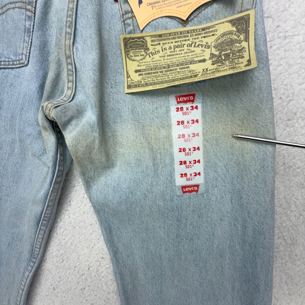 Vintage Levis 501 Mens 28x34 Light Wash Straight Leg Jeans USA NWT NOS READ - Picture 8 of 16